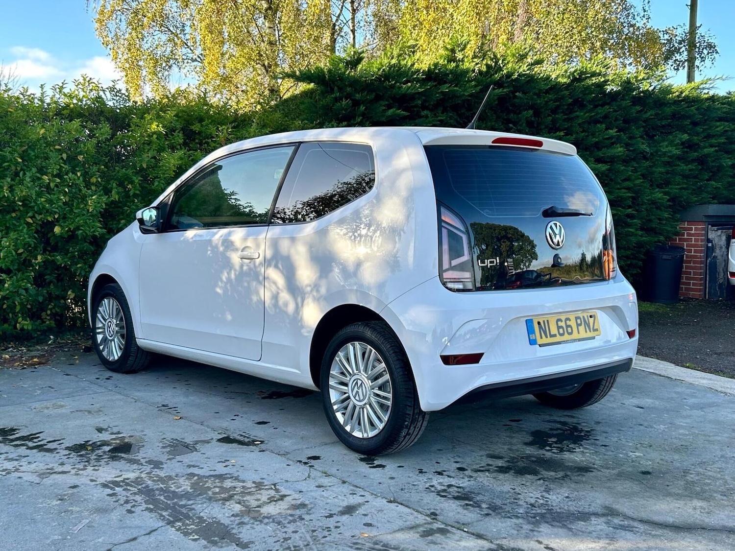 Used Volkswagen up! 2016 for sale - 76877459: Photo 6