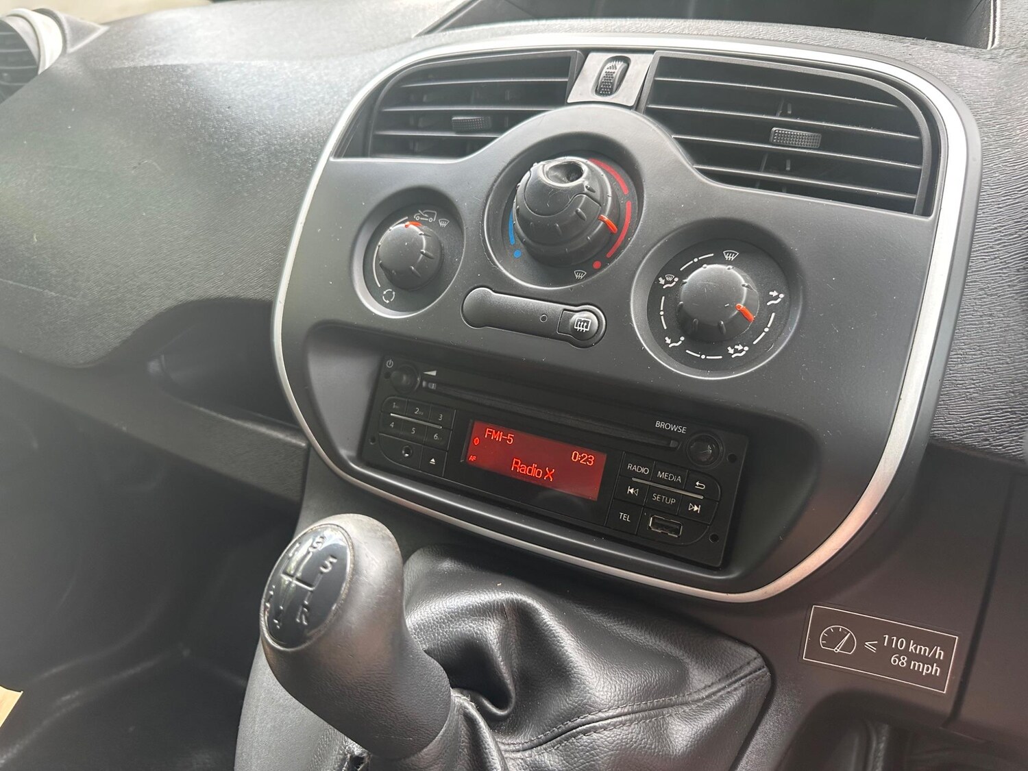 Vehicle 29