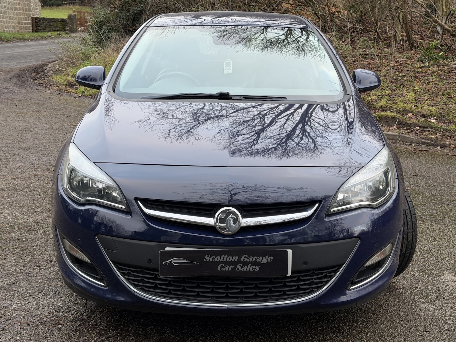 Used Vauxhall Astra 2014 for sale - 77096879: Photo 2