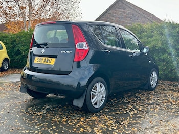 Used Suzuki Splash 2011 for sale - 76498751: Photo
