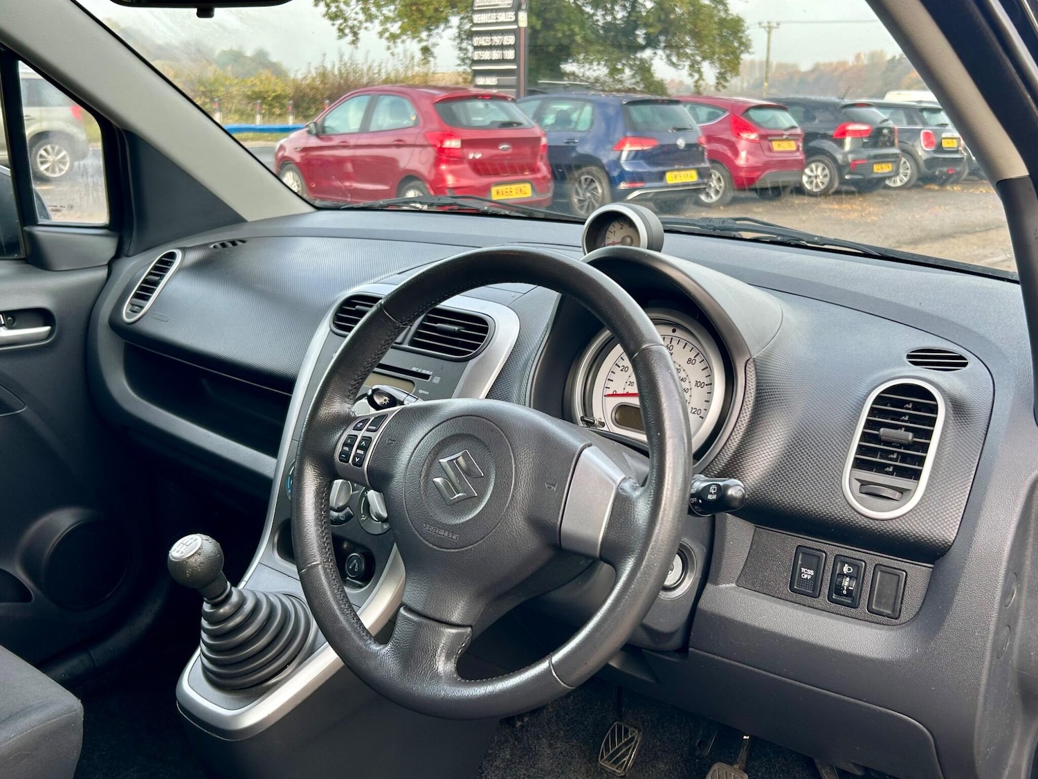 Used Suzuki Splash 2011 for sale - 76498751: Photo 9