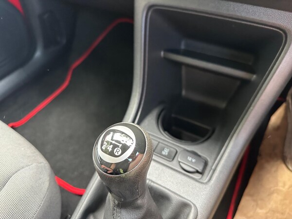 Used Volkswagen up! 2015 for sale - 74081311: Photo 20
