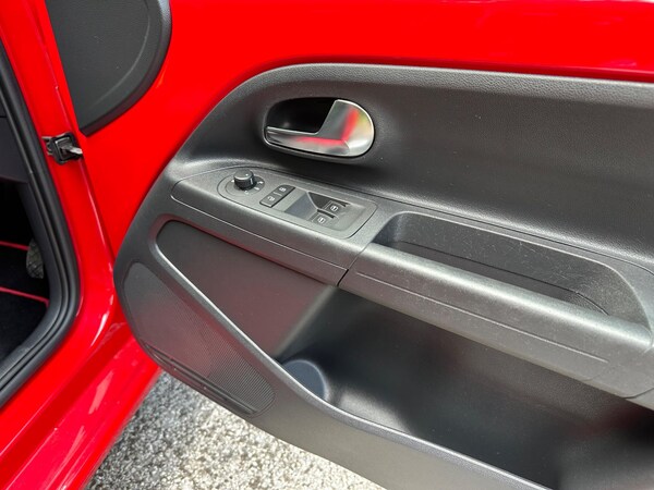 Used Volkswagen up! 2015 for sale - 74081311: Photo 22