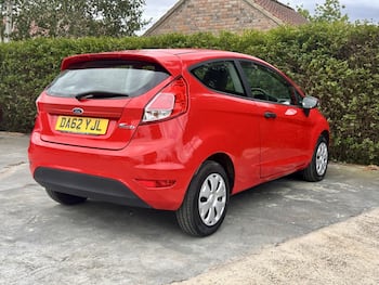 Used Ford Fiesta 2013 for sale - 79792793: Photo