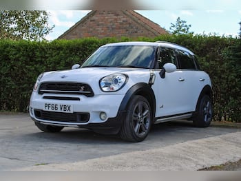 Used MINI Countryman 2016 for sale - 79845529: Photo