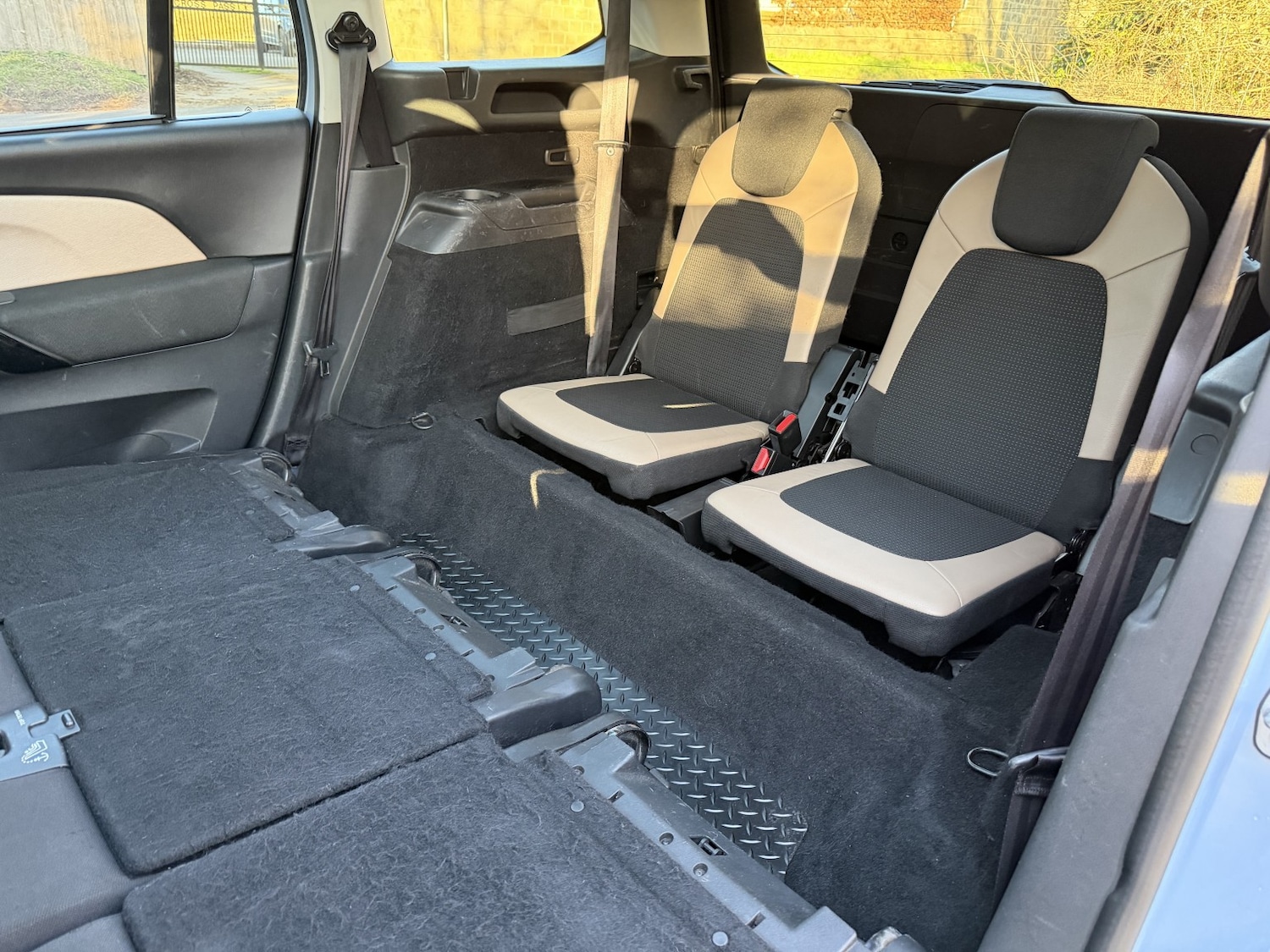 Used Citroen Grand C4 Picasso 2015 for sale - 77983733: Photo 14