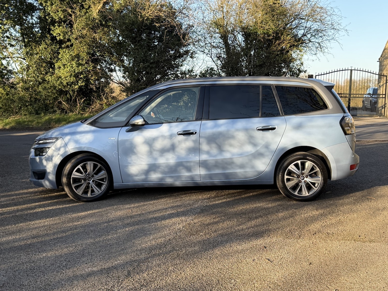 Used Citroen Grand C4 Picasso 2015 for sale - 77983733: Photo 4