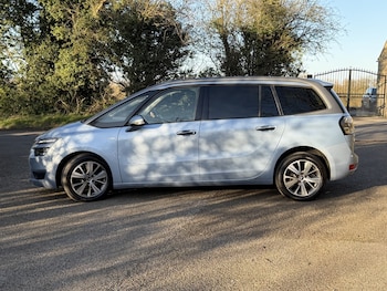 Used Citroen Grand C4 Picasso 2015 for sale - 77983733: Photo
