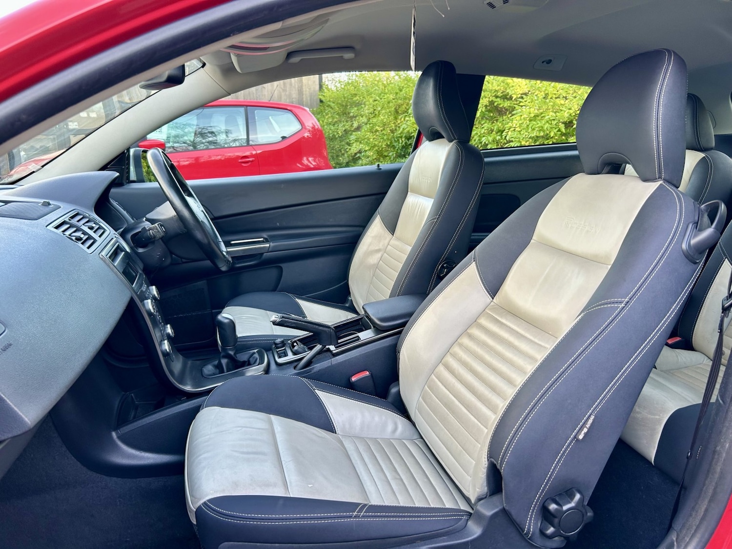 Used Volvo C30 2012 for sale - 77124200: Photo 11