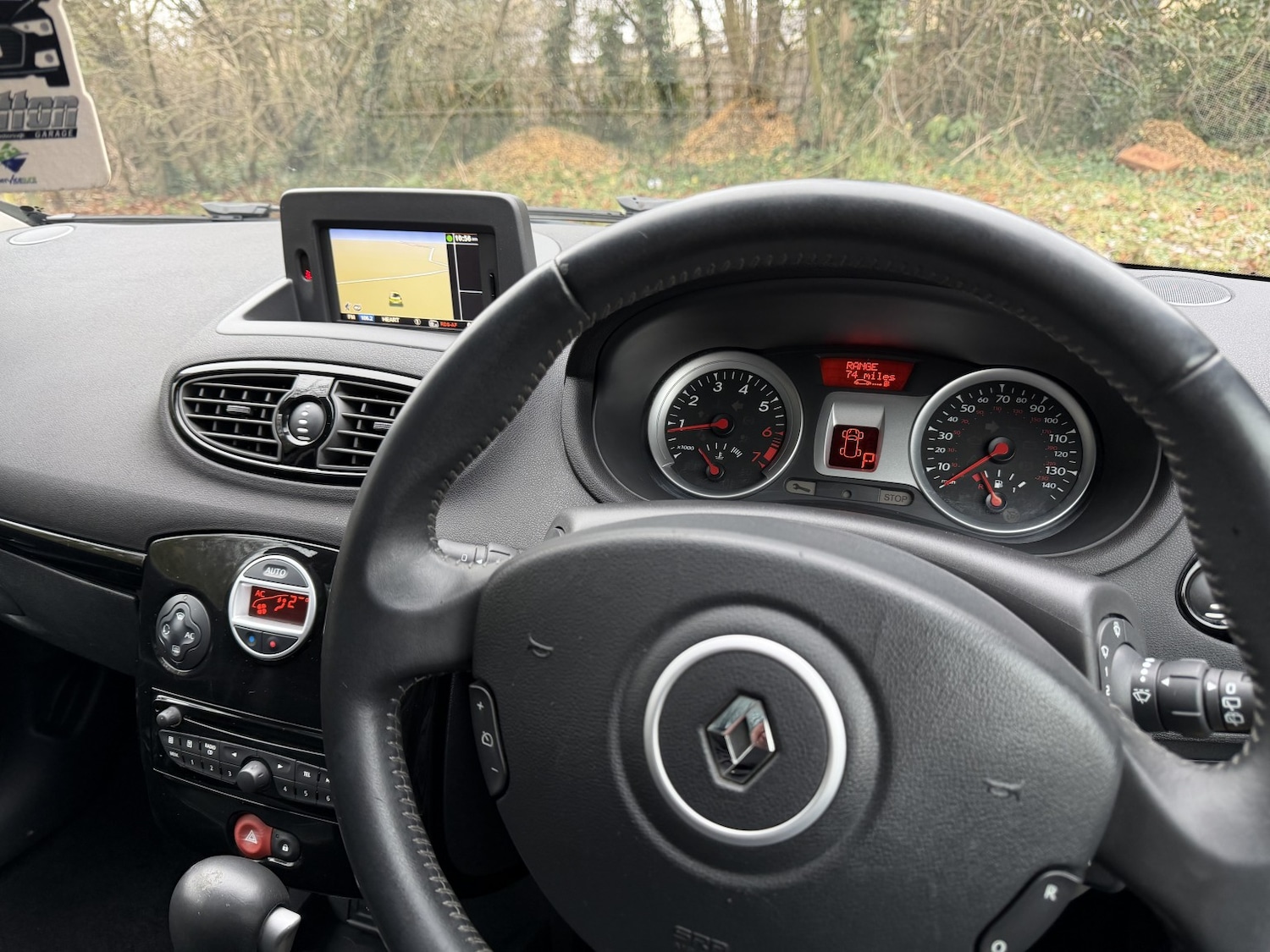 Used Renault Clio 2012 for sale - 77124228: Photo 17