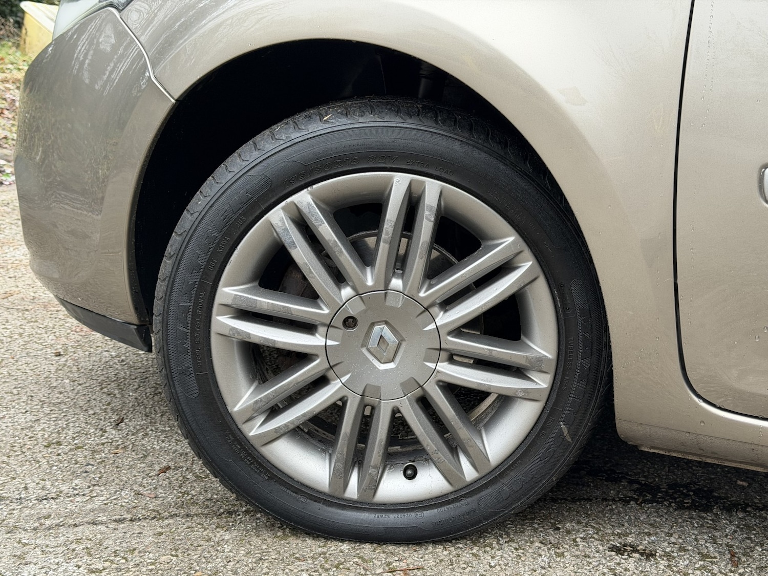 Used Renault Clio 2012 for sale - 77124228: Photo 33