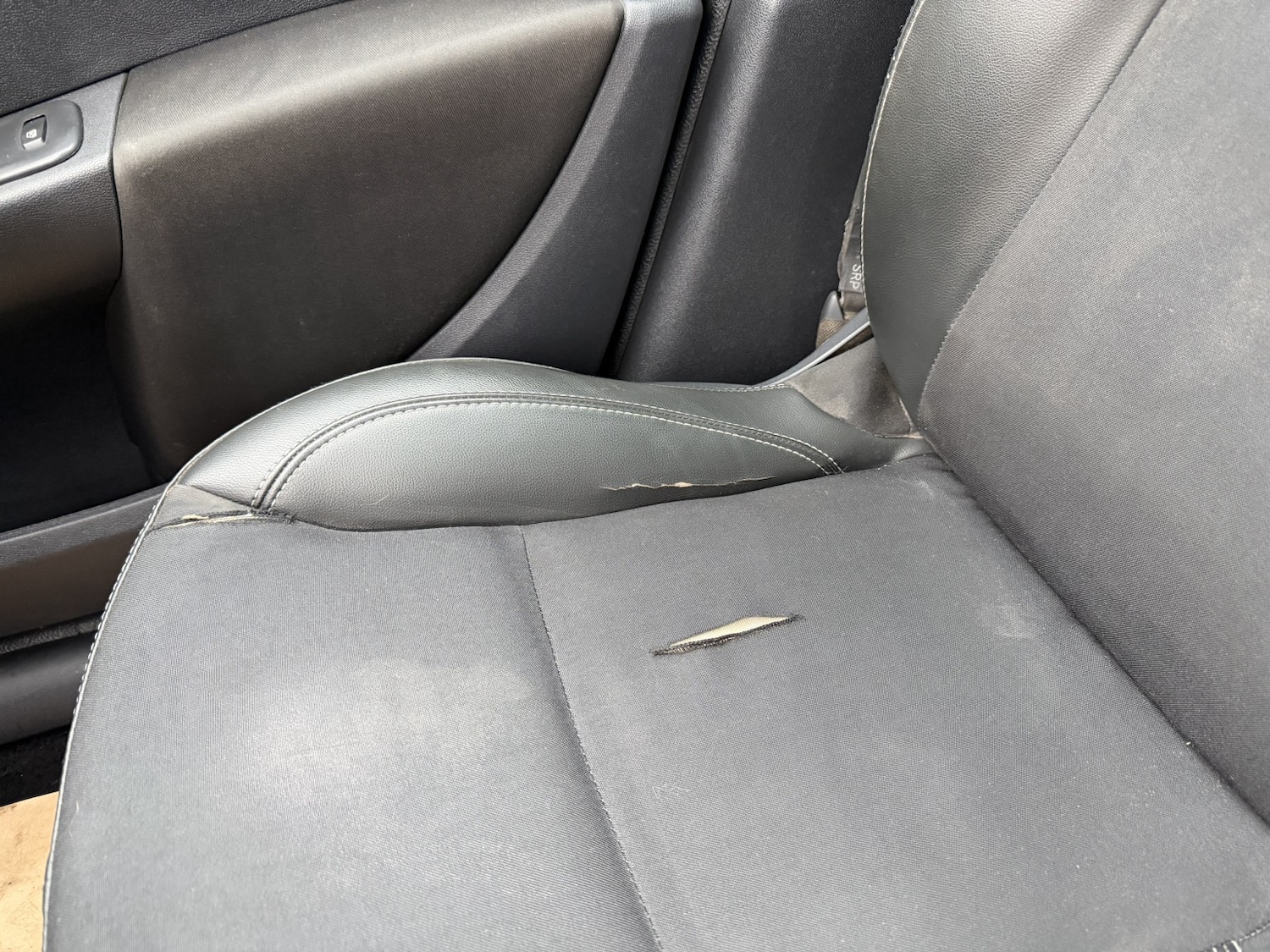 Used Renault Clio 2012 for sale - 77124228: Photo 41