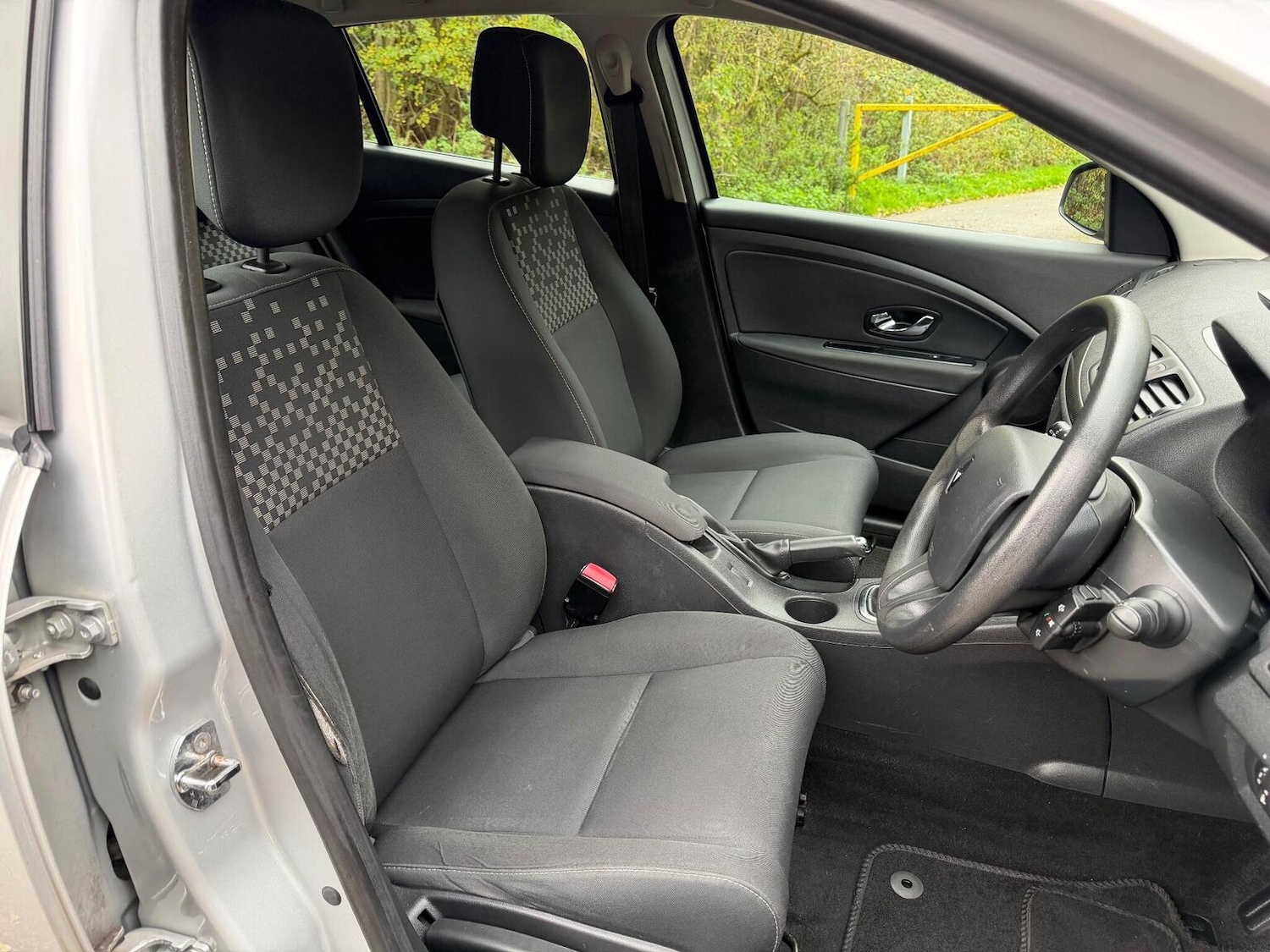 Used Renault Megane 2013 for sale - 76877442: Photo 10