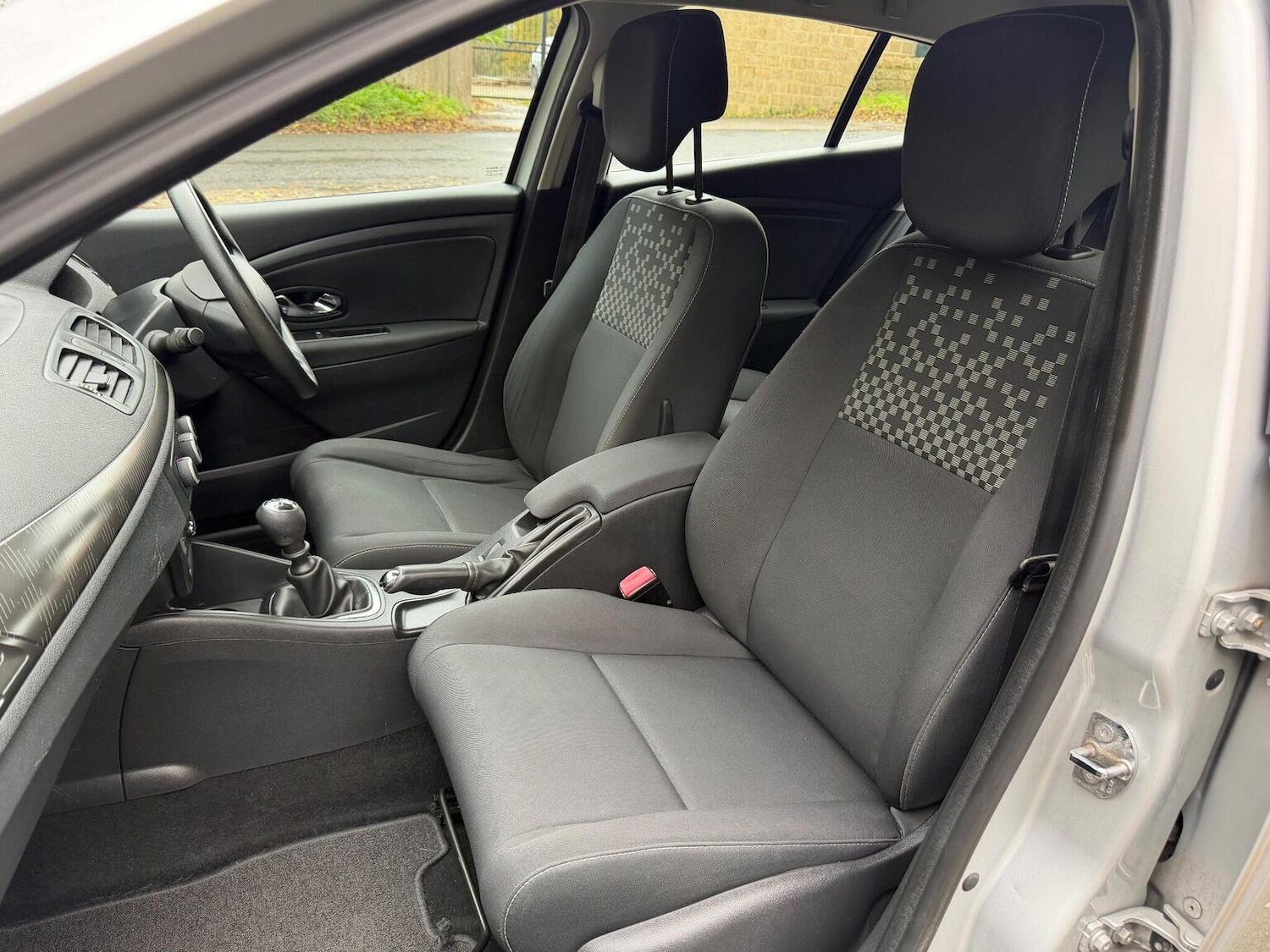 Used Renault Megane 2013 for sale - 76877442: Photo 14