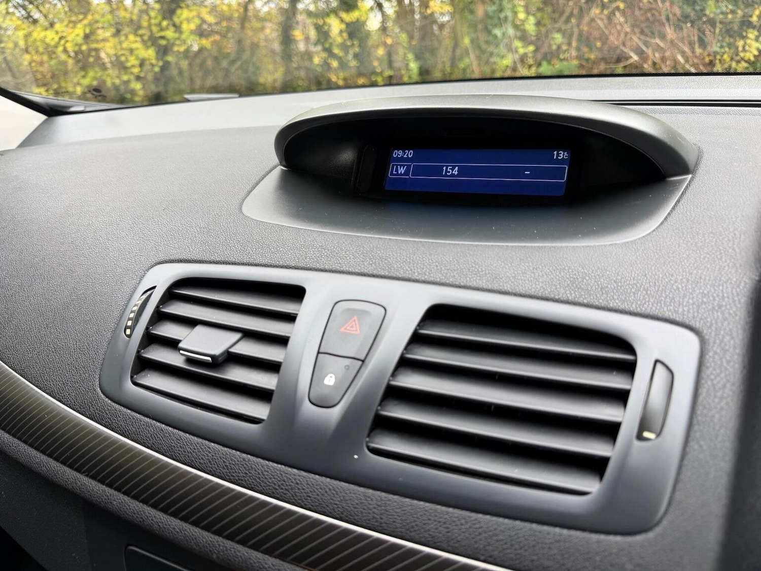 Used Renault Megane 2013 for sale - 76877442: Photo 18