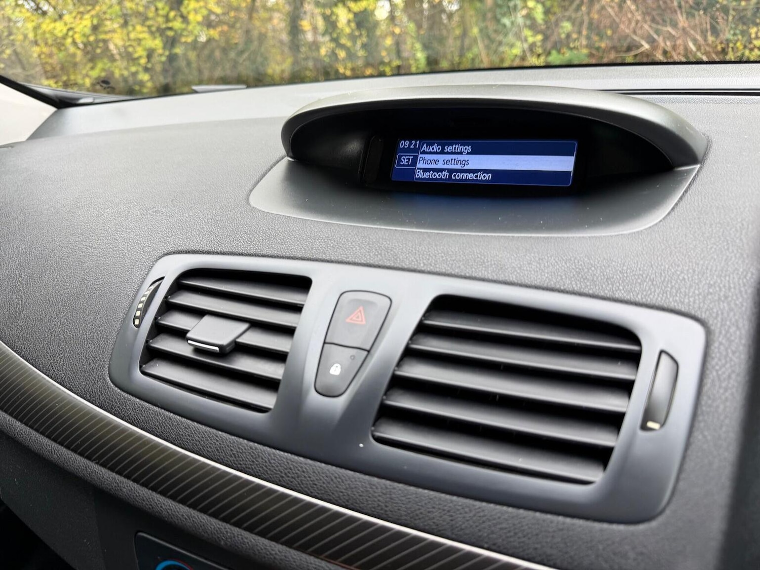 Used Renault Megane 2013 for sale - 76877442: Photo 20