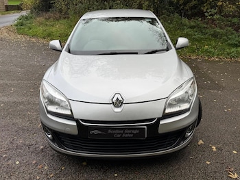 Used Renault Megane 2013 for sale - 76877442: Photo
