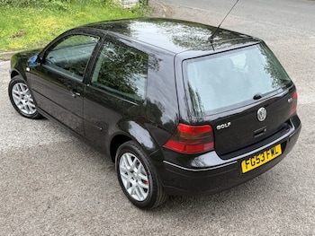 Used Volkswagen Golf 2003 for sale - 78373438: Photo