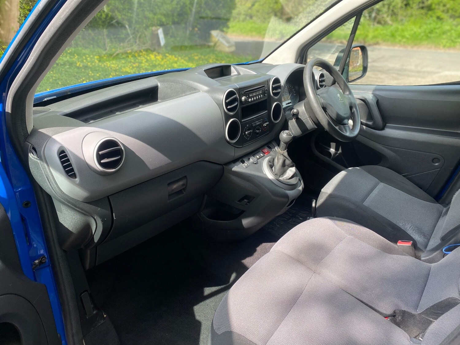 Vehicle 14