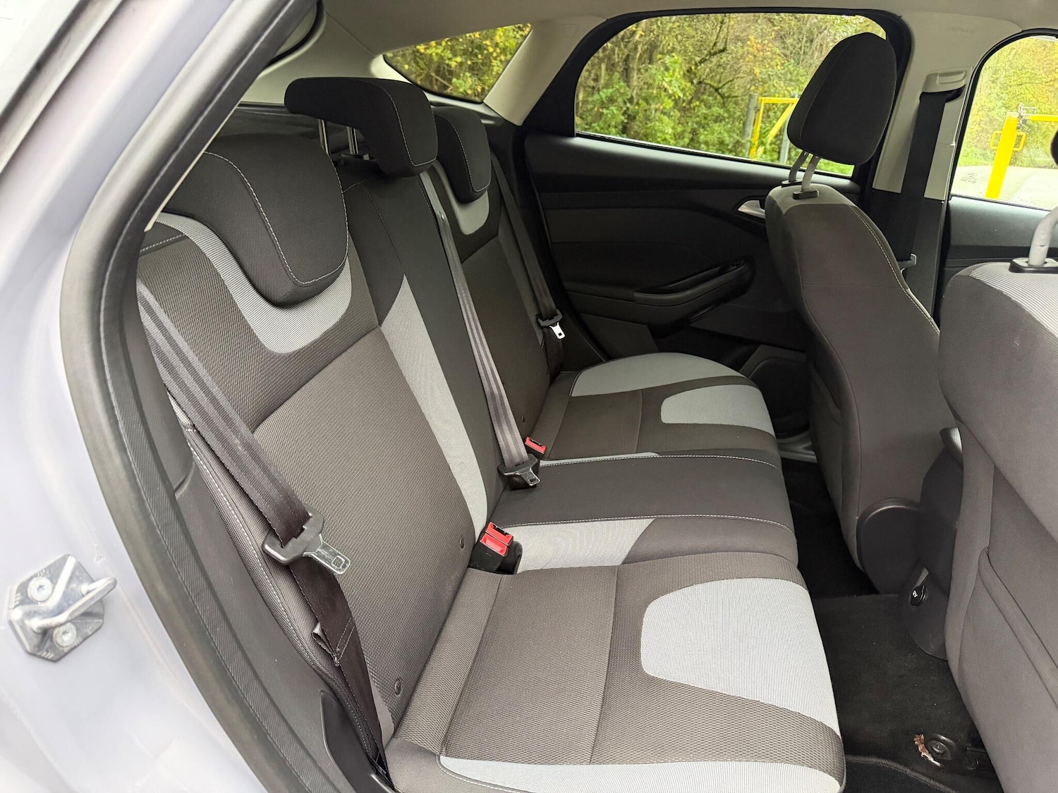 Used Ford Focus 2011 for sale - 76538174: Photo 18