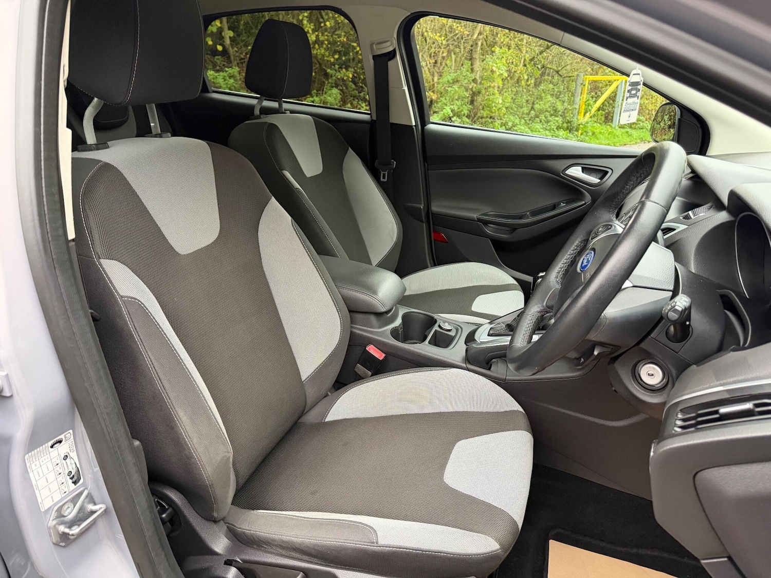 Used Ford Focus 2011 for sale - 76538174: Photo 19