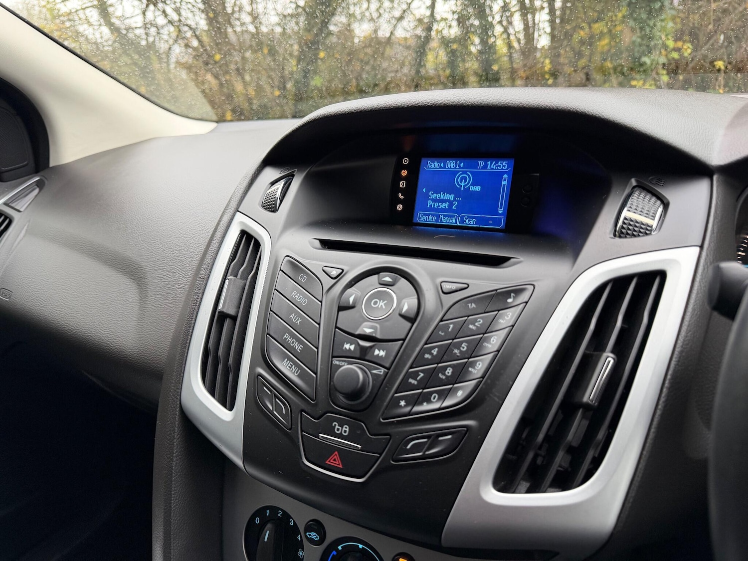 Used Ford Focus 2011 for sale - 76538174: Photo 26