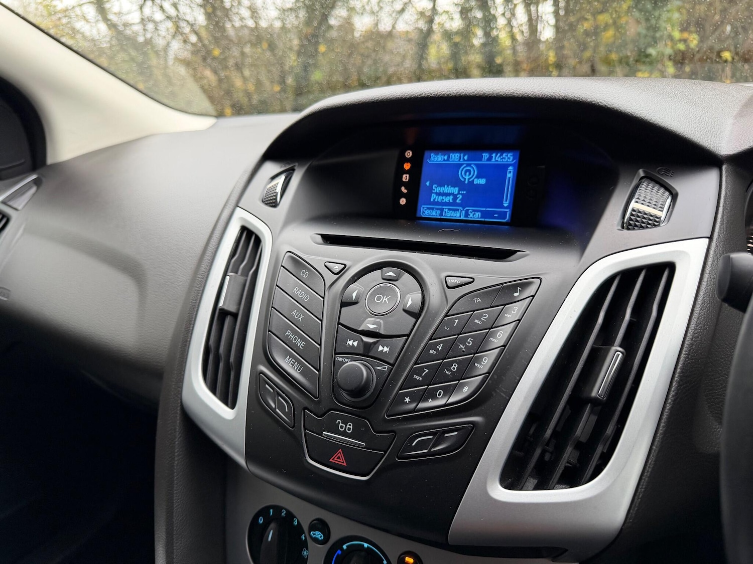 Used Ford Focus 2011 for sale - 76538174: Photo 27