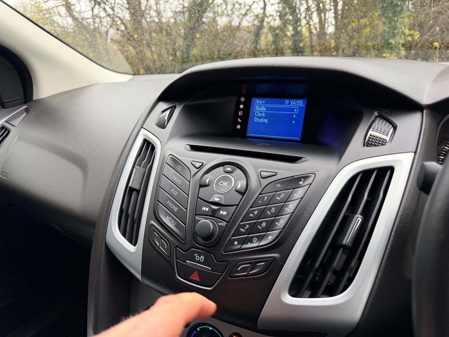 Used Ford Focus 2011 for sale - 76538174: Photo 29