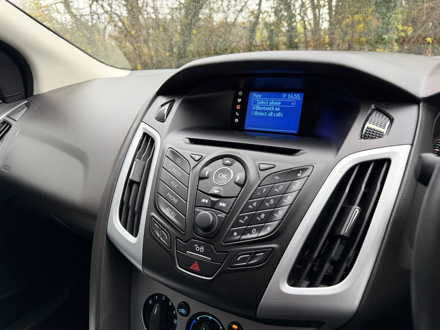 Used Ford Focus 2011 for sale - 76538174: Photo 30