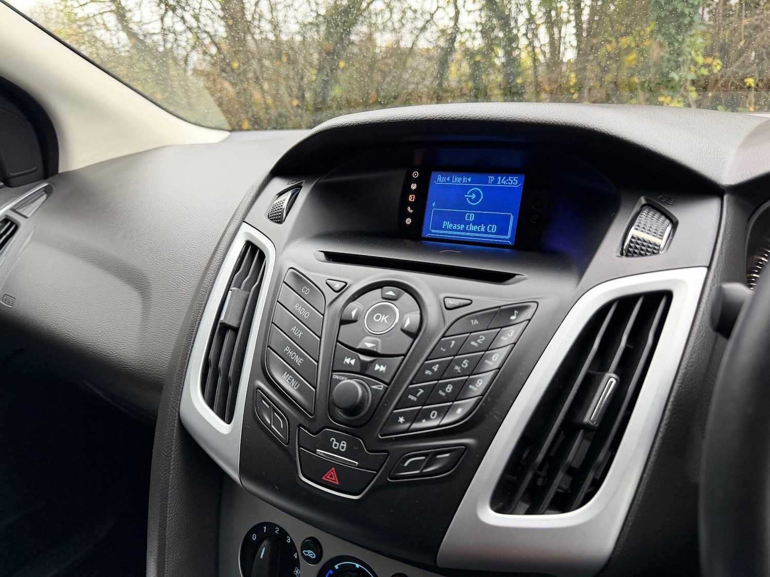 Used Ford Focus 2011 for sale - 76538174: Photo 34