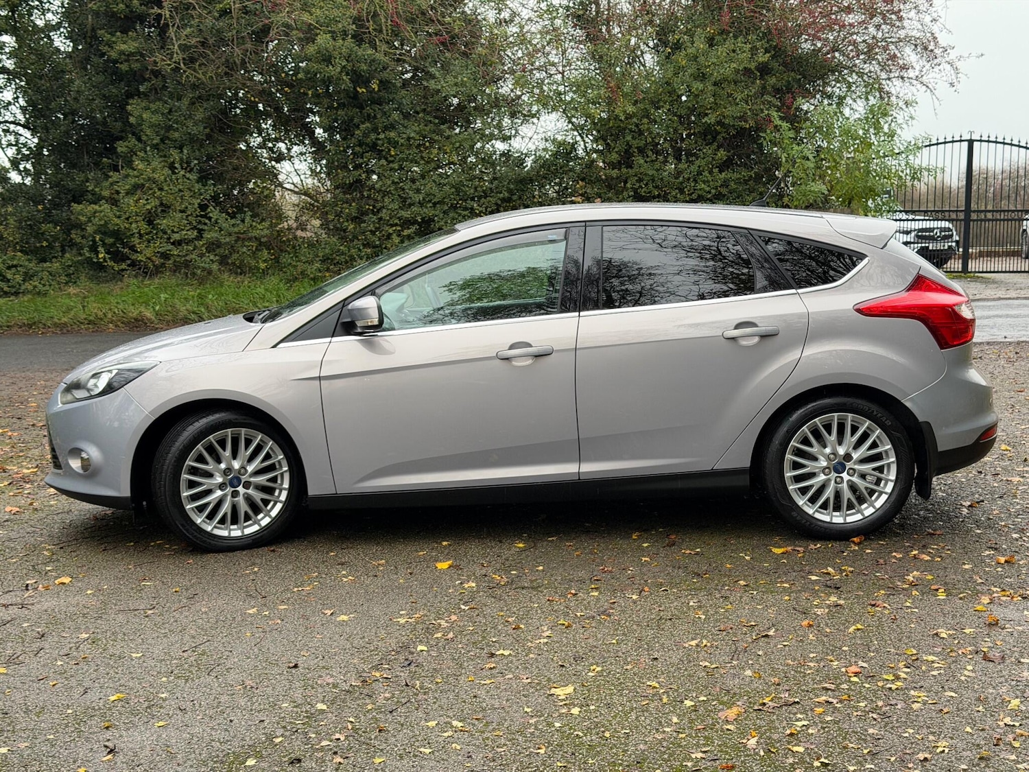 Used Ford Focus 2011 for sale - 76538174: Photo 6