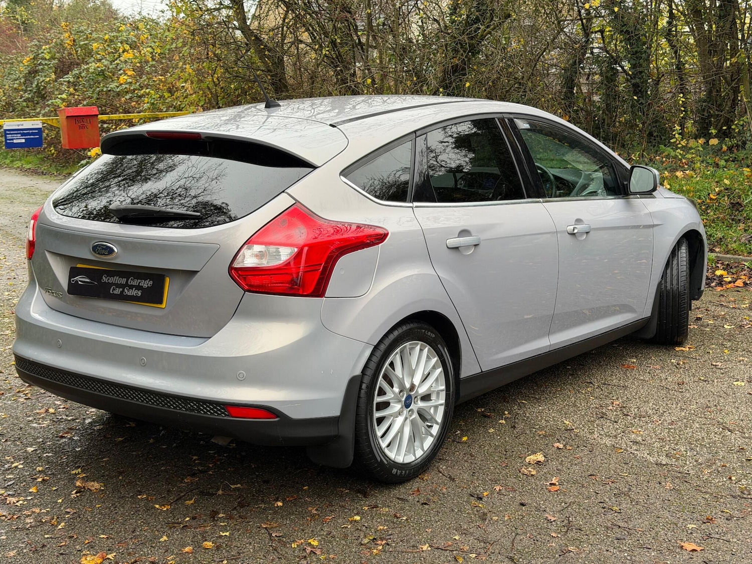 Used Ford Focus 2011 for sale - 76538174: Photo 9