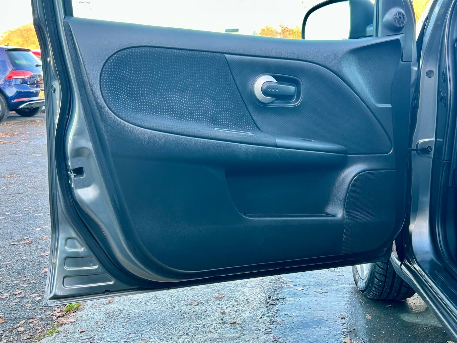 Used Nissan Note 2011 for sale - 76633916: Photo 24