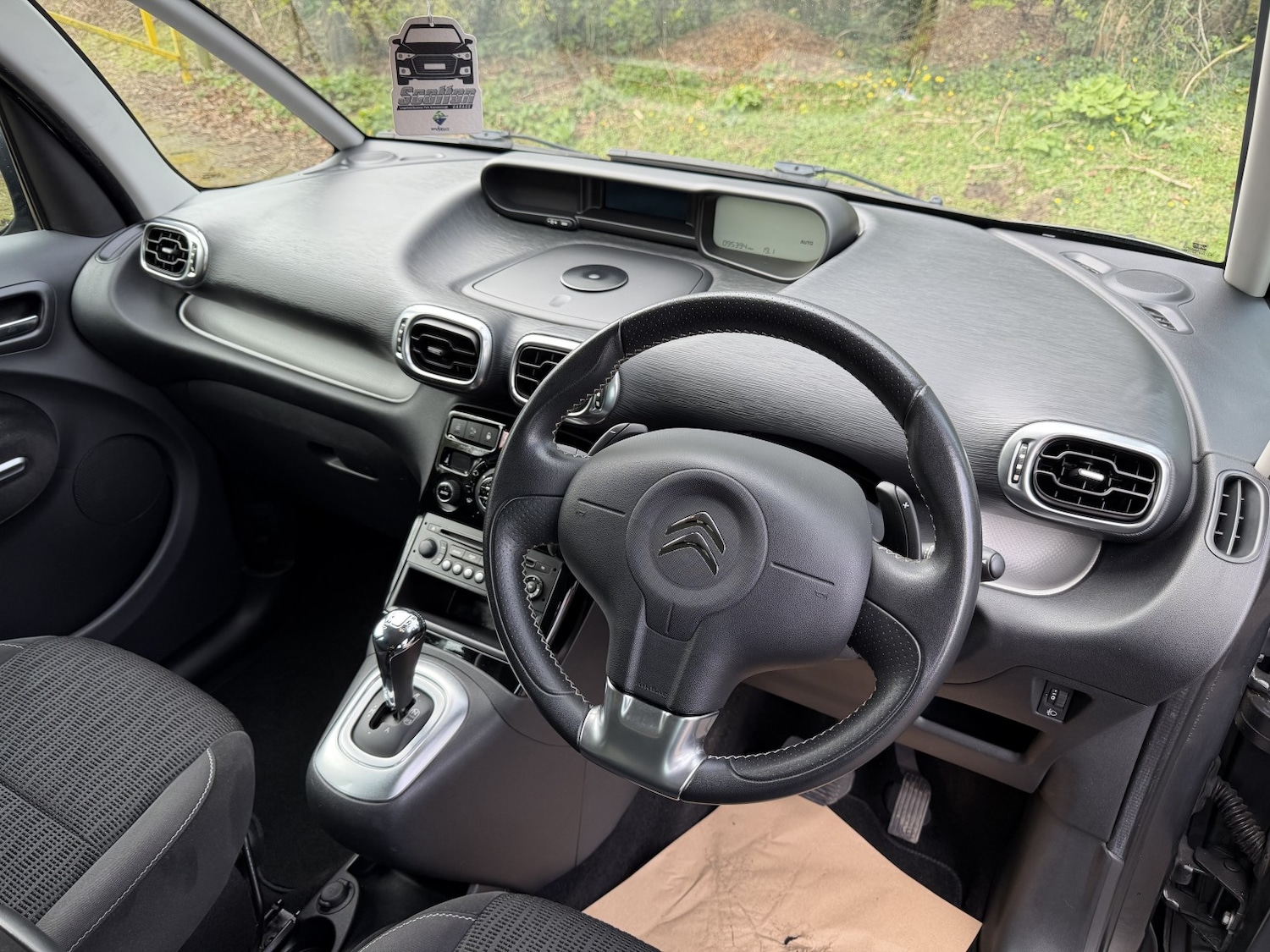 Used Citroen C3 Picasso 2015 for sale - 78045487: Photo 9