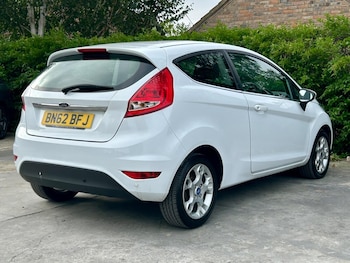 Used Ford Fiesta 2012 for sale - 75519104: Photo