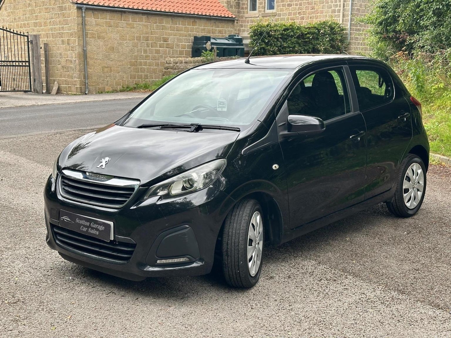 Used Peugeot 108 2015 for sale - 76877448: Photo 3