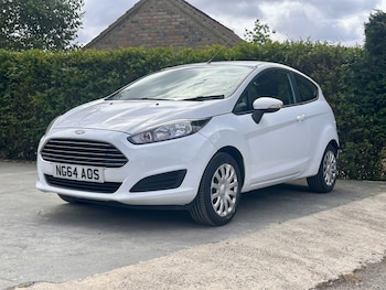 Used Ford Fiesta 2014 for sale - 79302115: Photo