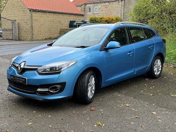 Used Renault Megane 2014 for sale - 76408689: Photo