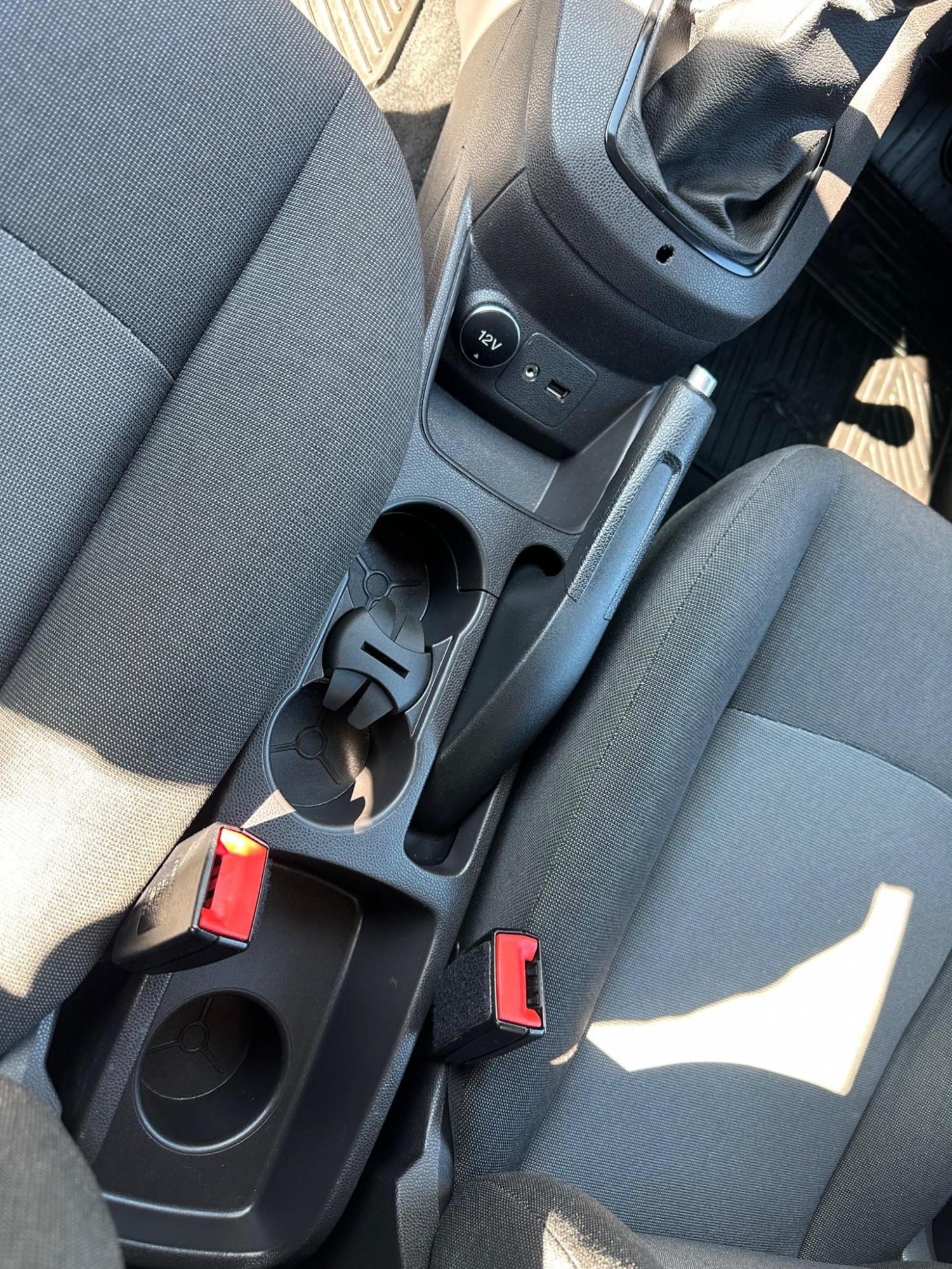 Used Ford Fiesta Van 2015 for sale - 76877460: Photo 16