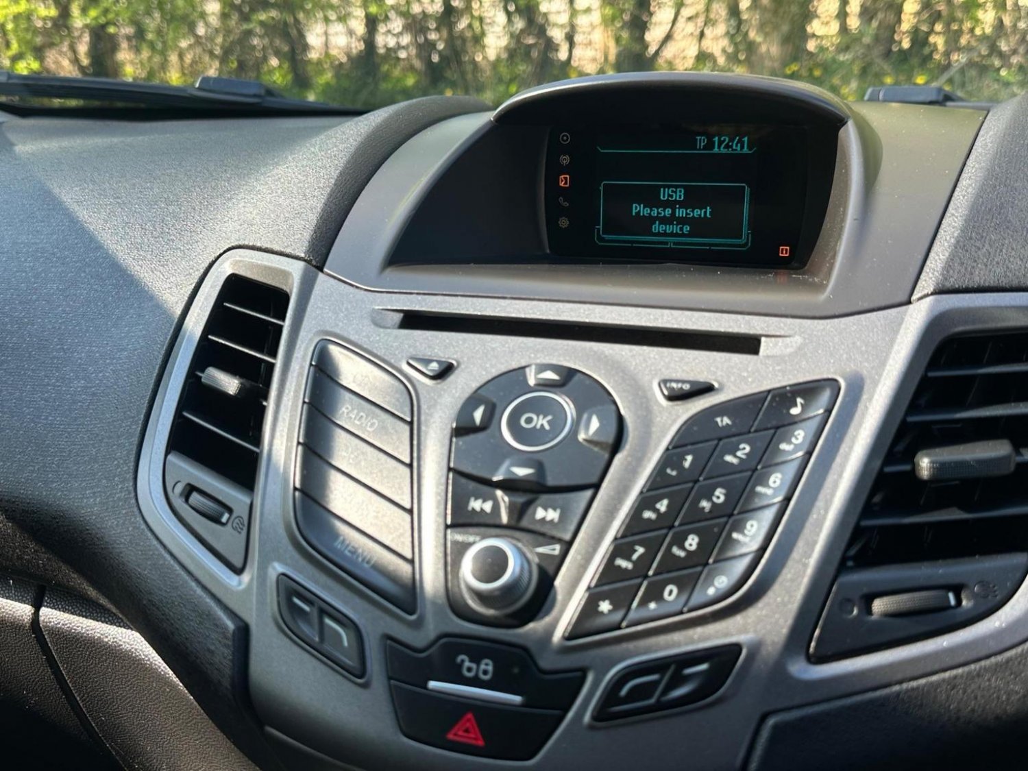 Used Ford Fiesta Van 2015 for sale - 76877460: Photo 21