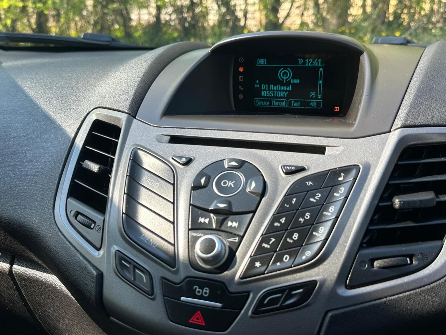 Used Ford Fiesta Van 2015 for sale - 76877460: Photo 22