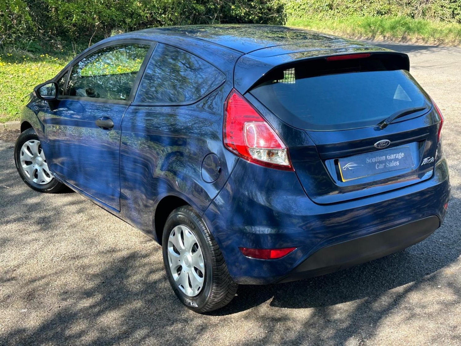 Used Ford Fiesta Van 2015 for sale - 76877460: Photo 5