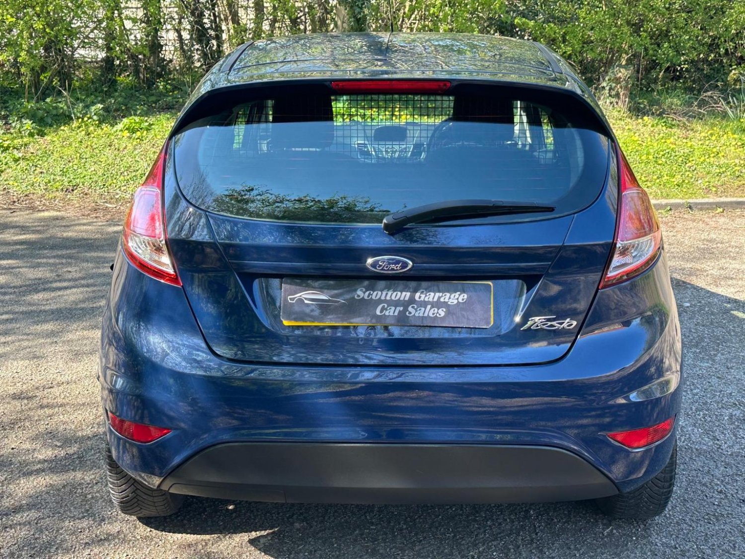 Used Ford Fiesta Van 2015 for sale - 76877460: Photo 6