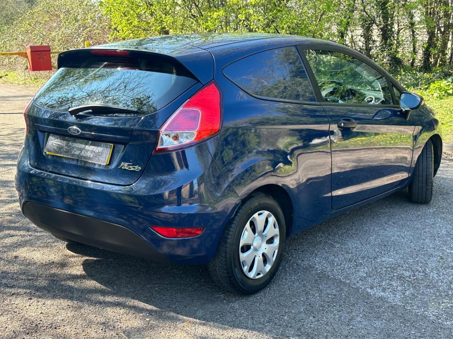 Used Ford Fiesta Van 2015 for sale - 76877460: Photo 7