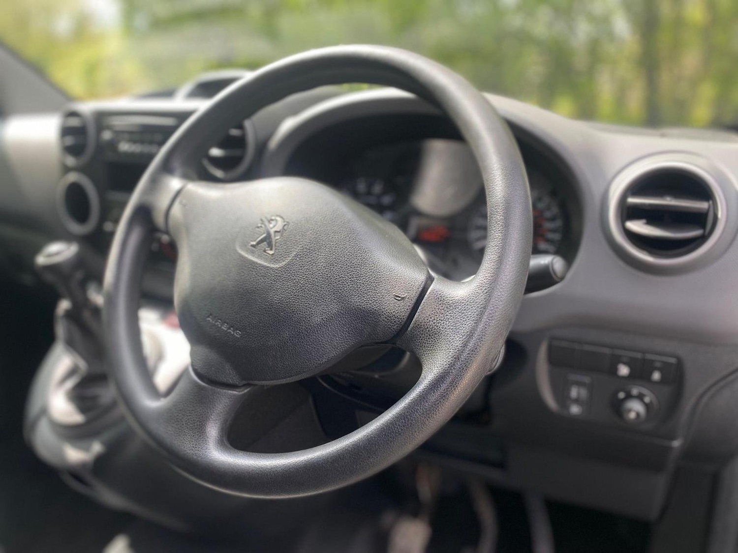 Used Peugeot Partner 2018 for sale - 76877457: Photo 10