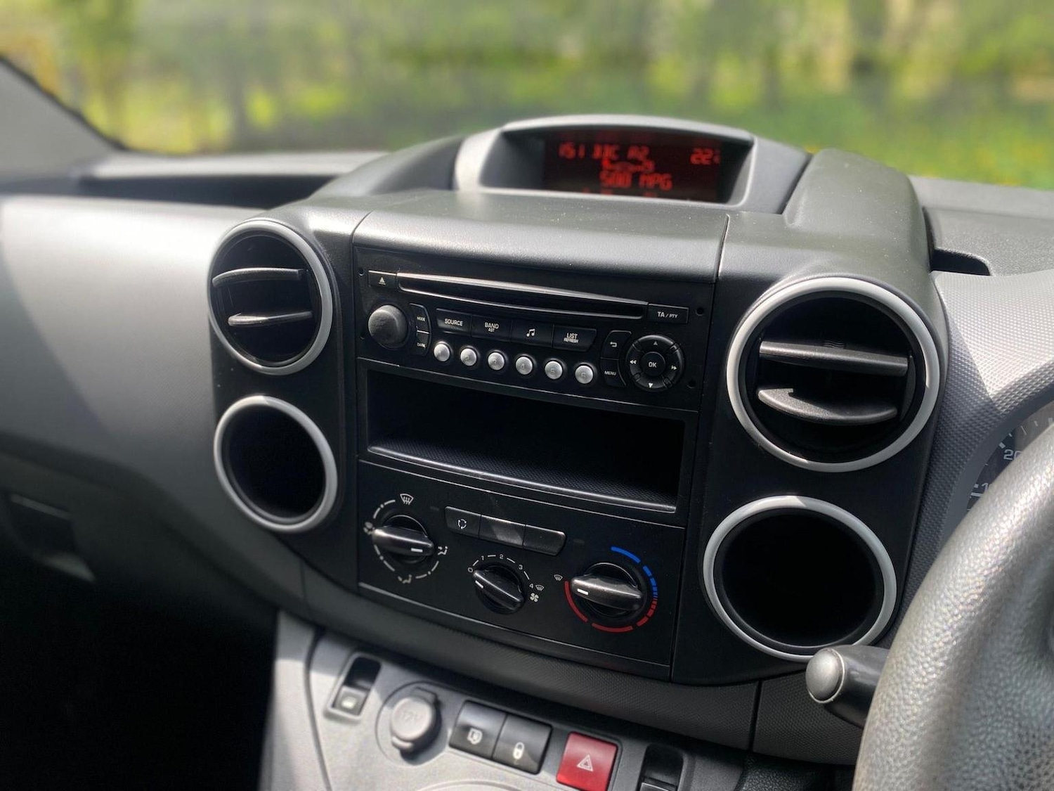 Used Peugeot Partner 2018 for sale - 76877457: Photo 17