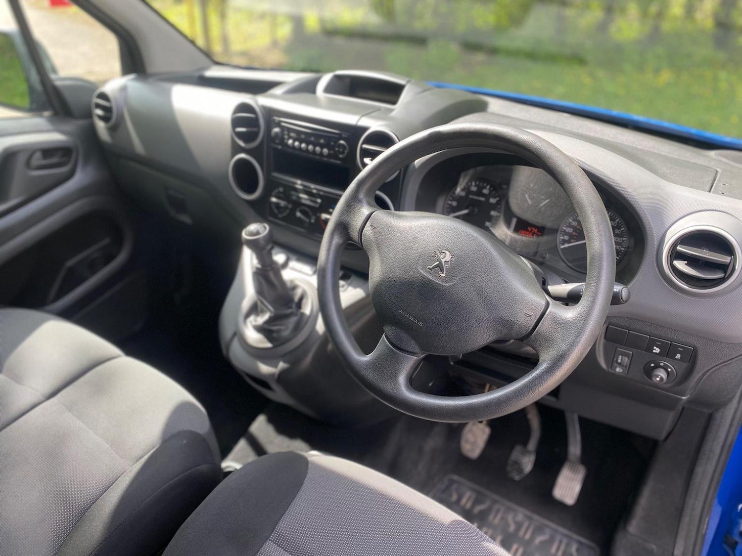 Used Peugeot Partner 2018 for sale - 76877457: Photo 9