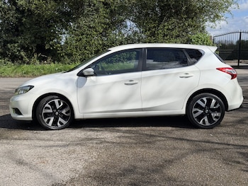 Used Nissan Pulsar 2016 for sale - 79323859: Photo