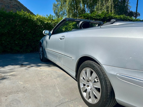 Used Mercedes-Benz CLK 2009 for sale - 75224828: Photo 24