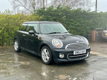 MINI Hatch feature image